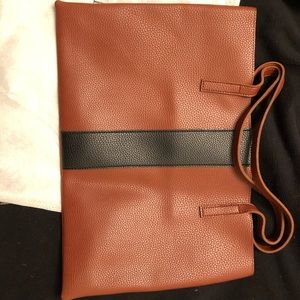 Vince Camuto Tote bag